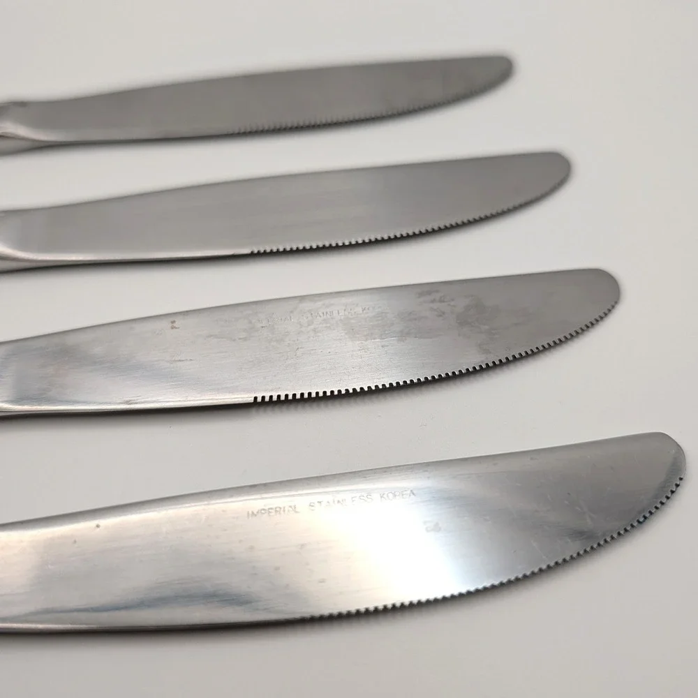 Imperial Stainless Korea IMI27 Dinner Knives Floral Scroll Pattern Set of 4 8